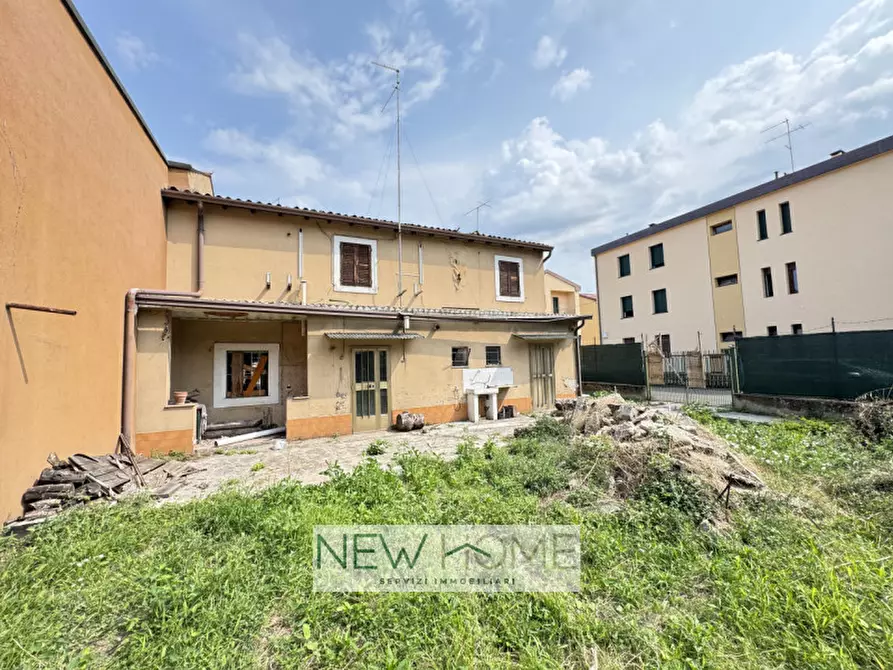 Immagine 3 di Rustico / casale in vendita  in via medoro 84 a Verona