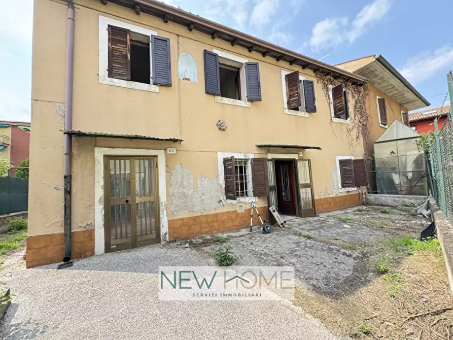Immagine 13 di Rustico / casale in vendita  in via medoro 84 a Verona