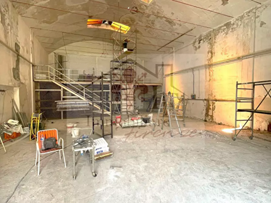 Immagine 9 di Laboratorio in vendita  in Via Trento 446 a Campi Bisenzio