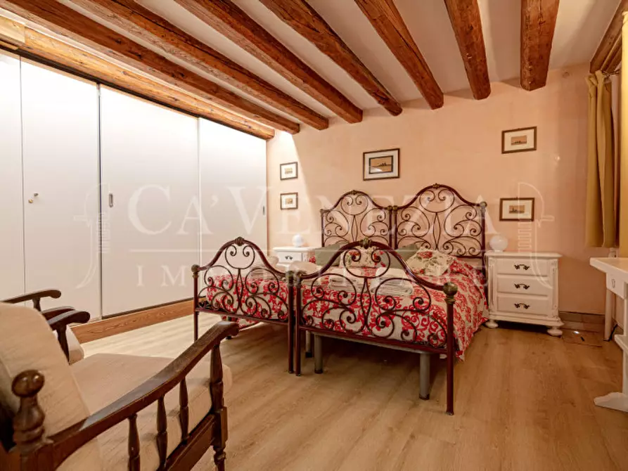 Immagine 6 di Appartamento in vendita  a Venezia