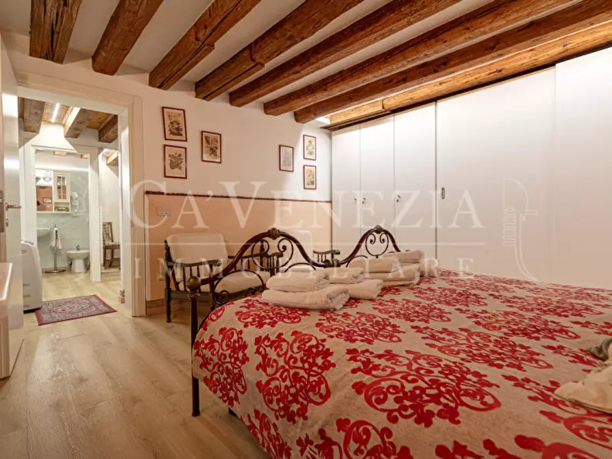Immagine 7 di Appartamento in vendita  a Venezia