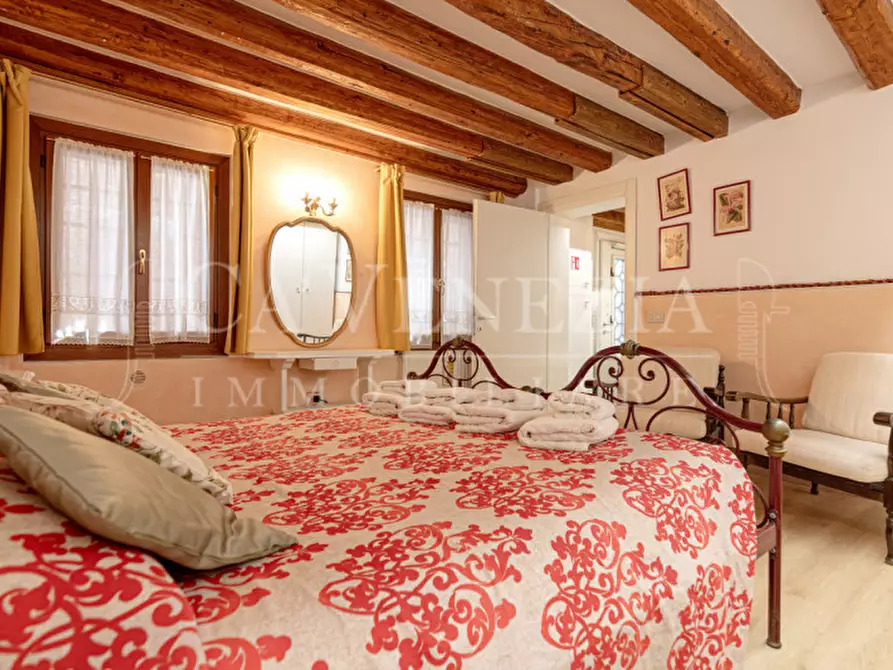 Immagine 9 di Appartamento in vendita  a Venezia