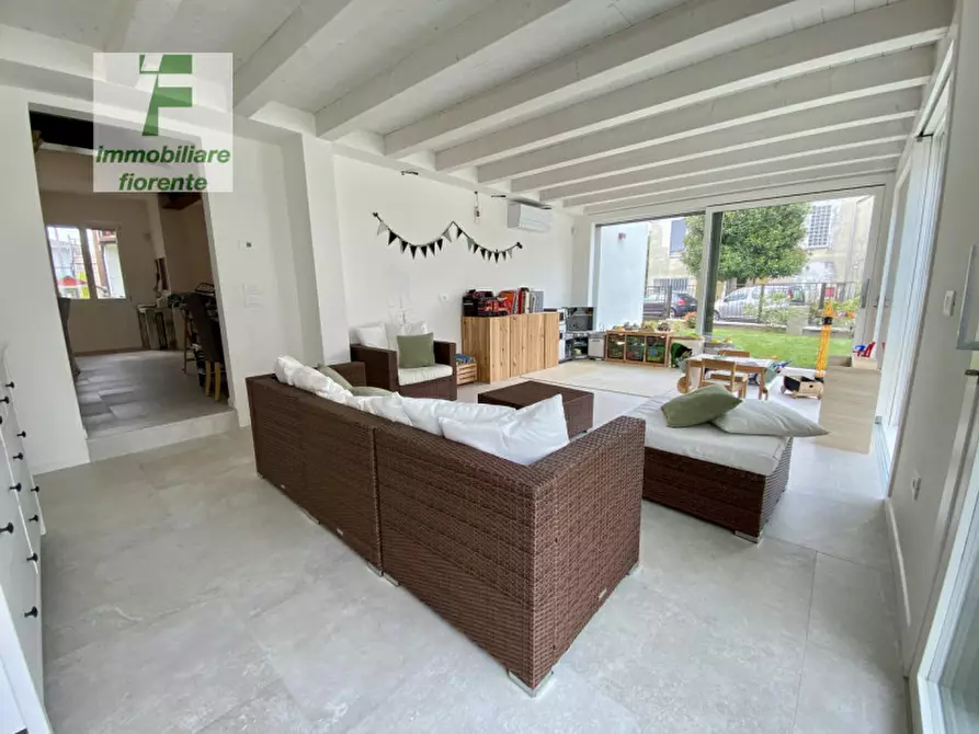 Immagine 10 di Casa indipendente in vendita  in VIA QUERINI a Padova