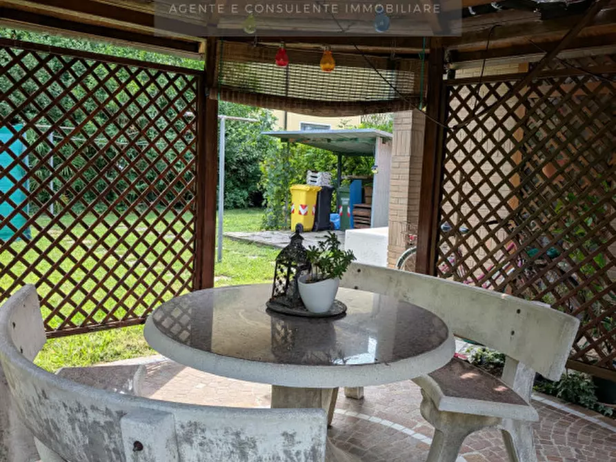 Immagine 17 di Villa in vendita  in Via dei Cappellari a Gaiarine