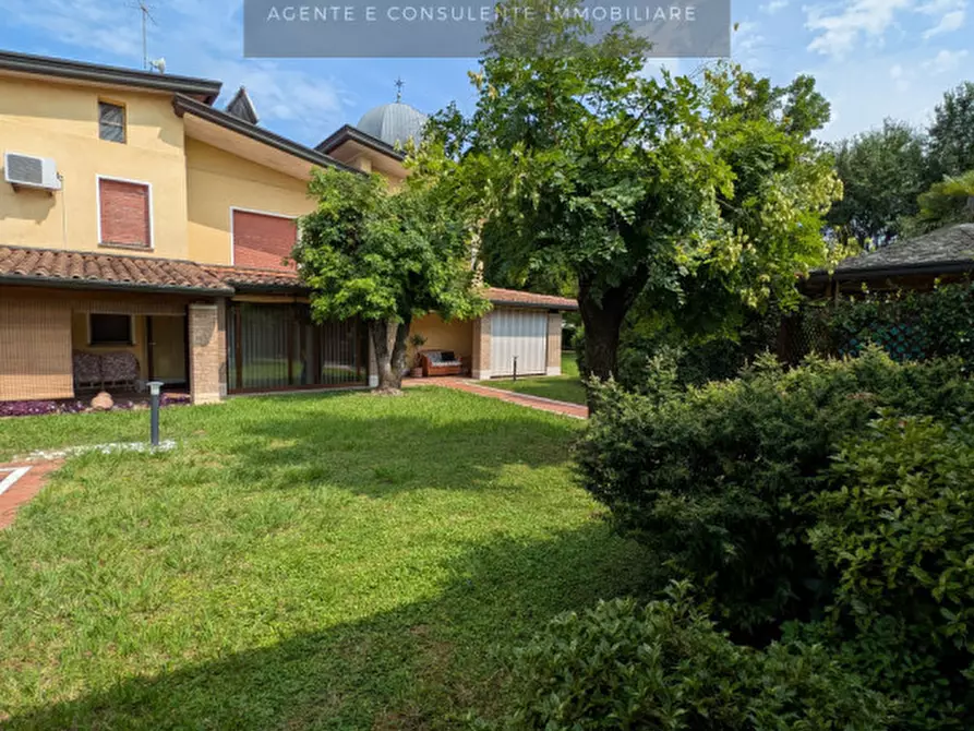 Immagine 26 di Villa in vendita  in Via dei Cappellari a Gaiarine