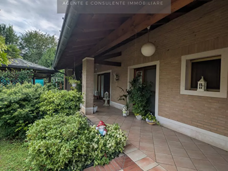 Immagine 51 di Villa in vendita  in Via dei Cappellari a Gaiarine