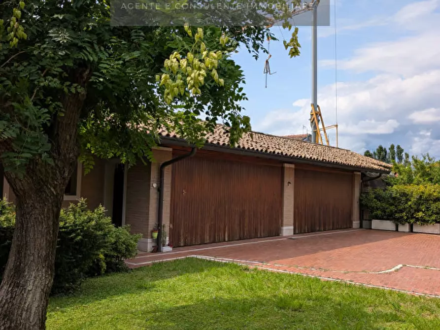Immagine 52 di Villa in vendita  in Via dei Cappellari a Gaiarine