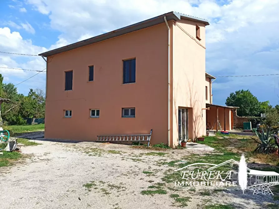 Immagine 26 di Casa indipendente in vendita  in LOCALITà PESCIA a Castiglione Del Lago