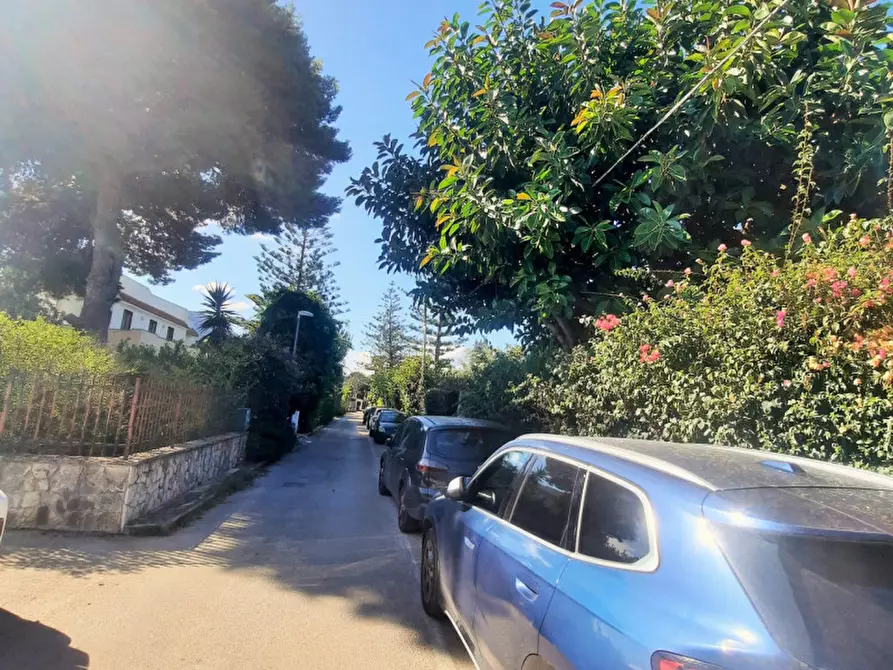 Immagine 19 di Villa in affitto  in Via Pazienza a Palermo