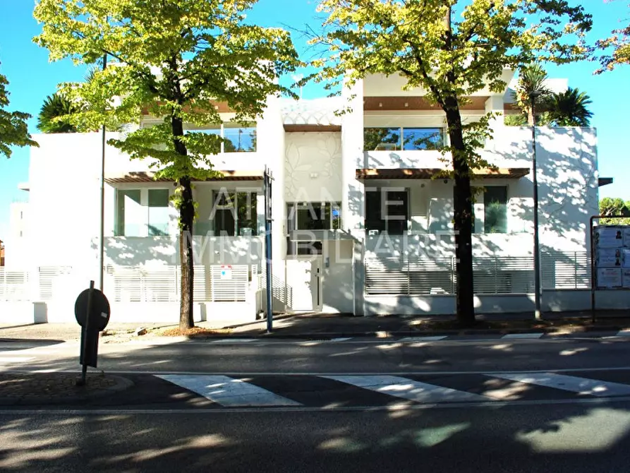 Immagine 2 di Attico in vendita  a Riccione