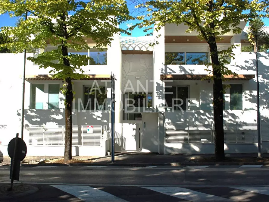 Immagine 3 di Attico in vendita  a Riccione