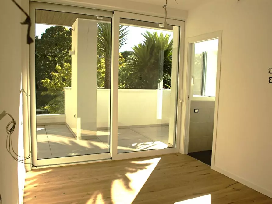 Immagine 8 di Attico in vendita  a Riccione