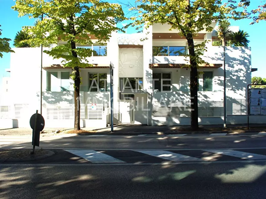 Immagine 11 di Attico in vendita  a Riccione