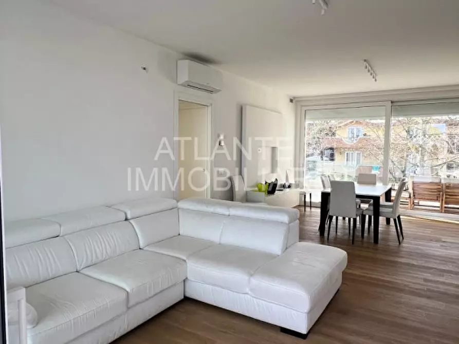 Immagine 24 di Attico in vendita  a Riccione