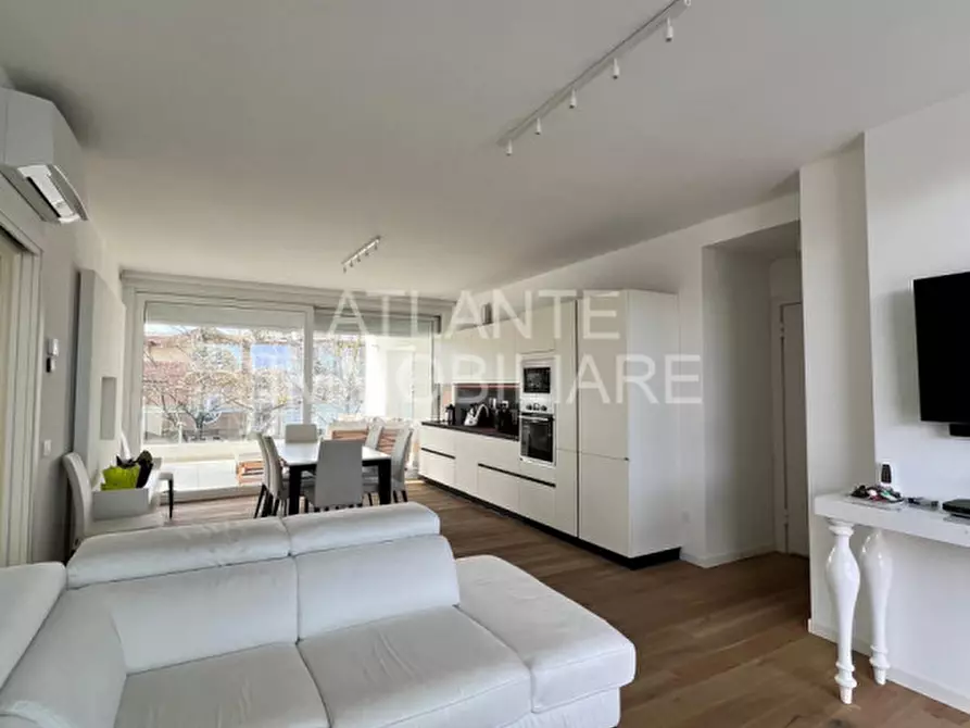 Immagine 25 di Attico in vendita  a Riccione