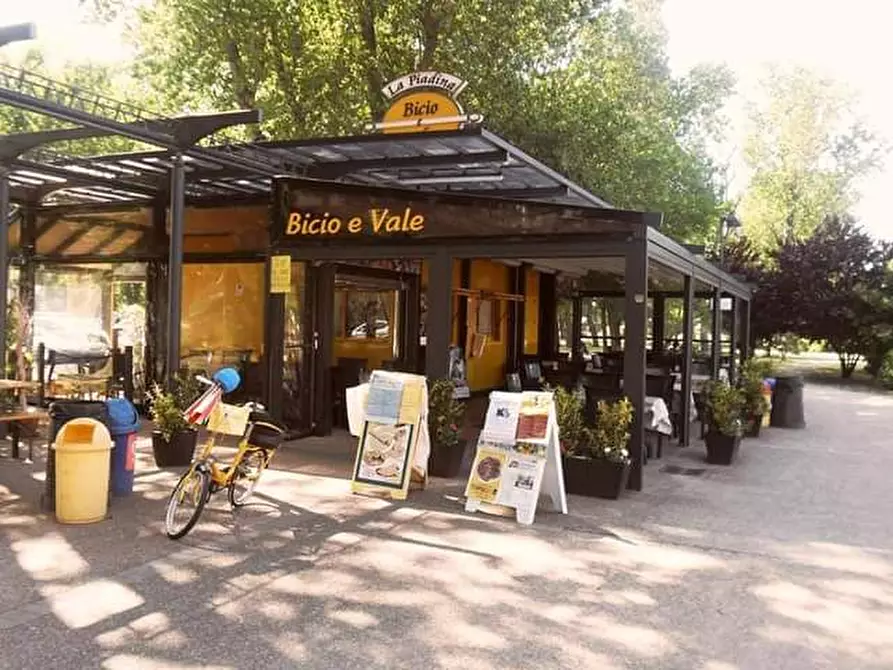 Immagine 1 di Attività commerciale in vendita  in Via della Libertà 22 a San Mauro Pascoli