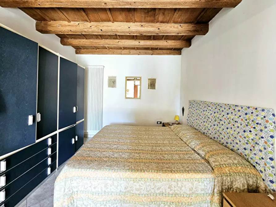 Immagine 12 di Casa bifamiliare in vendita  in Via Cabronziero a Merlara