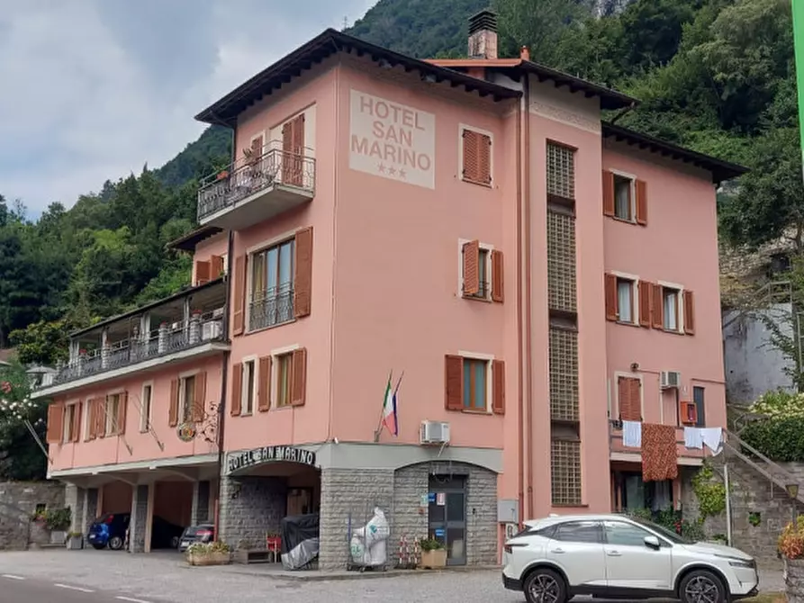 Immagine 3 di Hotel in vendita  in VIA REGINA NUOVA, 64 a Laglio