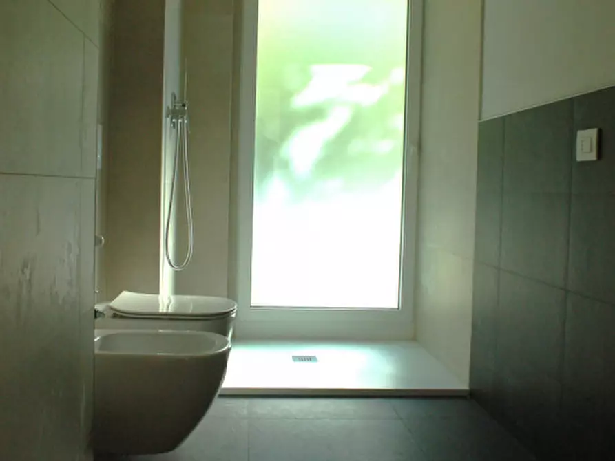 Immagine 11 di Appartamento in vendita  a Riccione