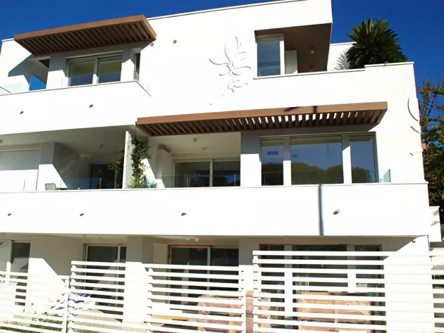Immagine 18 di Appartamento in vendita  a Riccione
