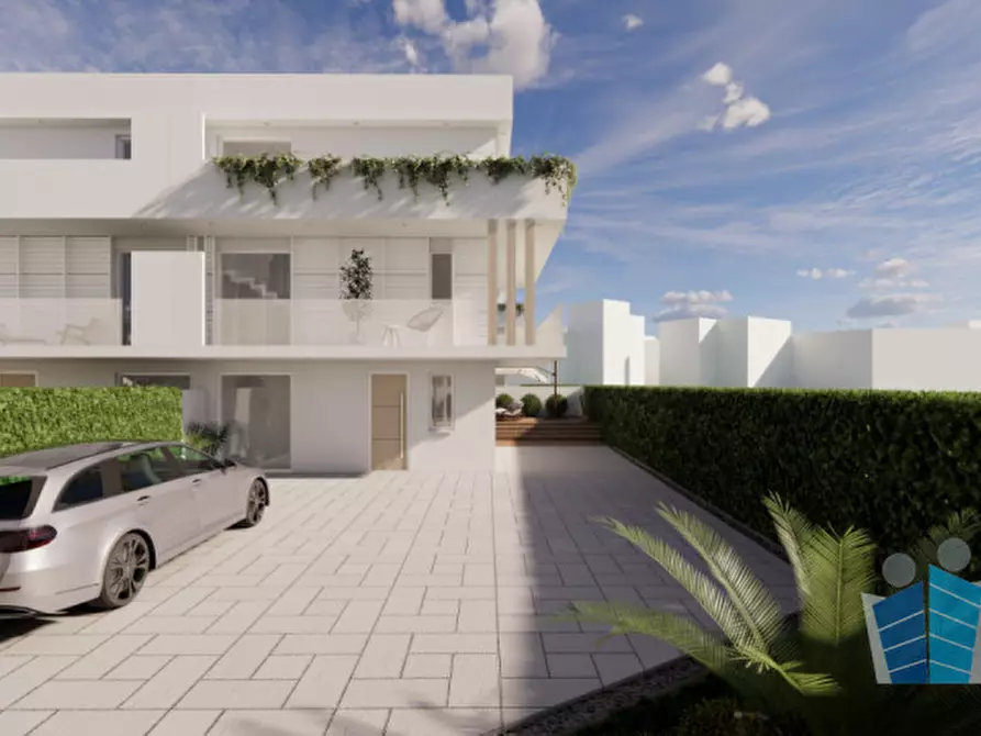 Immagine 12 di Villa in vendita  in Via Ugento,7 a Nardo'