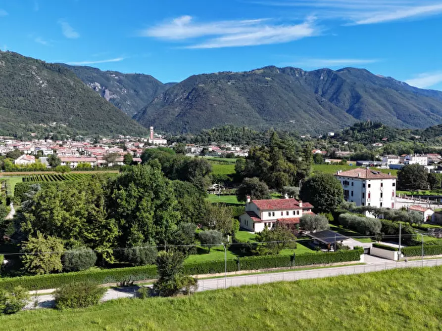 Immagine 1 di Rustico / casale in vendita  in Via Molinetto a Romano D'ezzelino