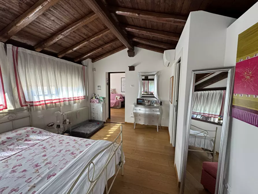 Immagine 30 di Rustico / casale in vendita  in Via Molinetto a Romano D'ezzelino