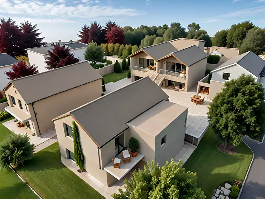 Immagine 2 di Casa indipendente in vendita  in via Galileo Galilei a Montebelluna