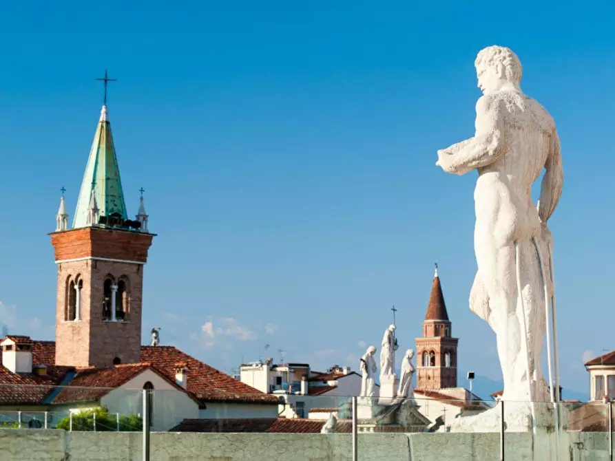 Immagine 4 di Attico in vendita  in Corso Andrea Palladio a Vicenza