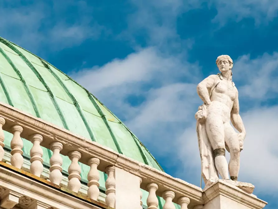 Immagine 5 di Attico in vendita  in Corso Andrea Palladio a Vicenza