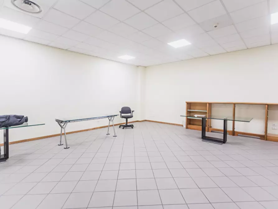 Immagine 18 di Ufficio in vendita  in Via vecchia Ferriera, 4 a Vicenza