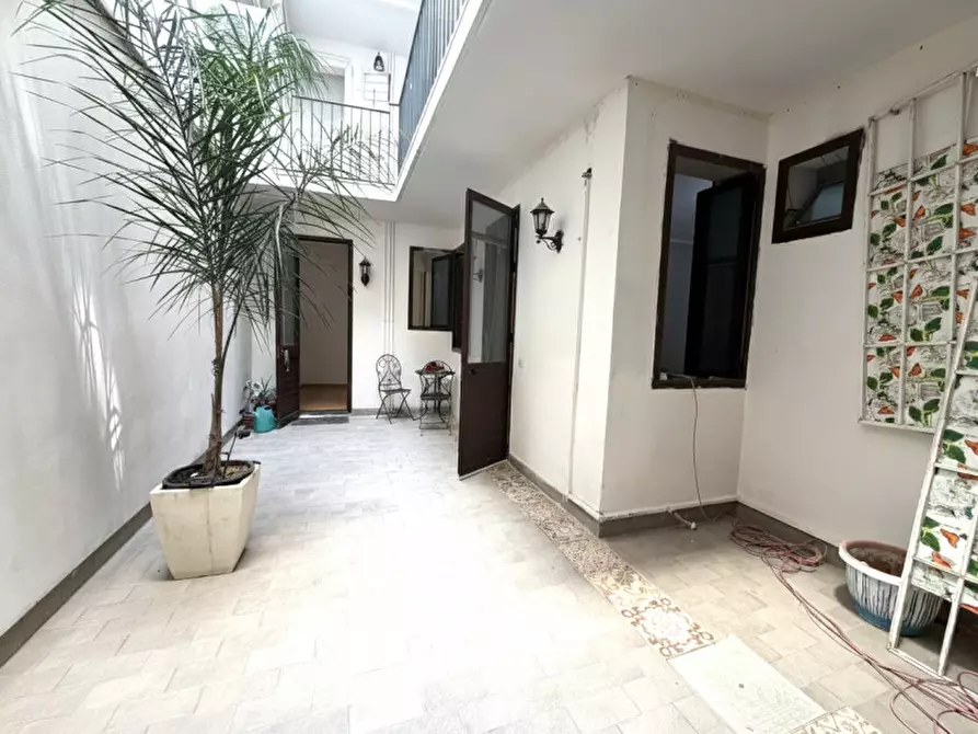 Immagine 11 di Appartamento in vendita  in corso timoleonte 67 a Siracusa