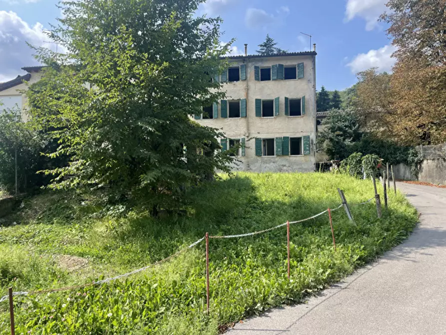 Immagine 4 di Rustico / casale in vendita  in Via San Giorgio a Cavaso Del Tomba