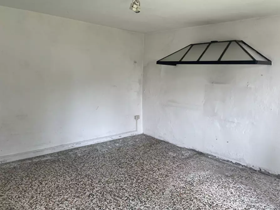 Immagine 13 di Rustico / casale in vendita  in Via San Giorgio a Cavaso Del Tomba