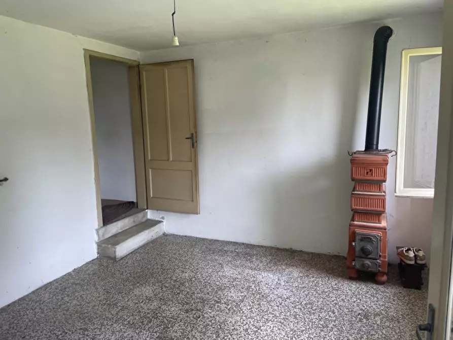 Immagine 14 di Rustico / casale in vendita  in Via San Giorgio a Cavaso Del Tomba