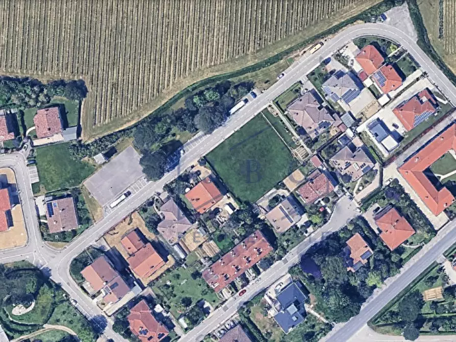 terreno edificabile in vendita a Pravisdomini in zona Frattina