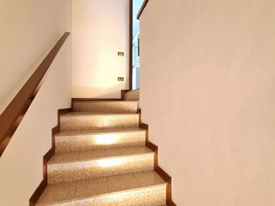 Immagine 10 di Villetta a schiera in vendita  a Ceregnano