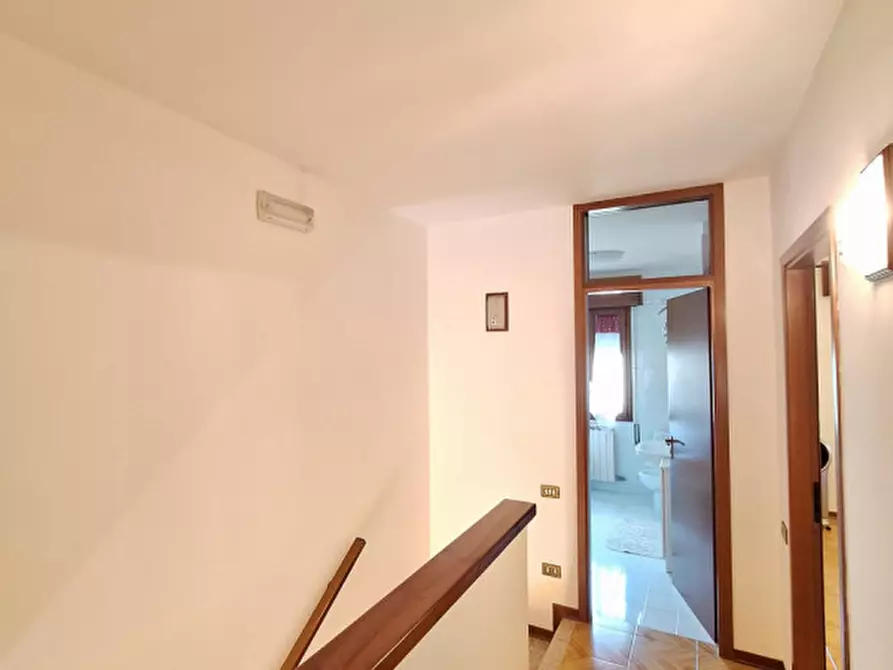 Immagine 11 di Villetta a schiera in vendita  a Ceregnano