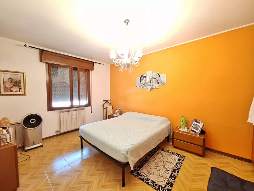 Immagine 18 di Villetta a schiera in vendita  a Ceregnano