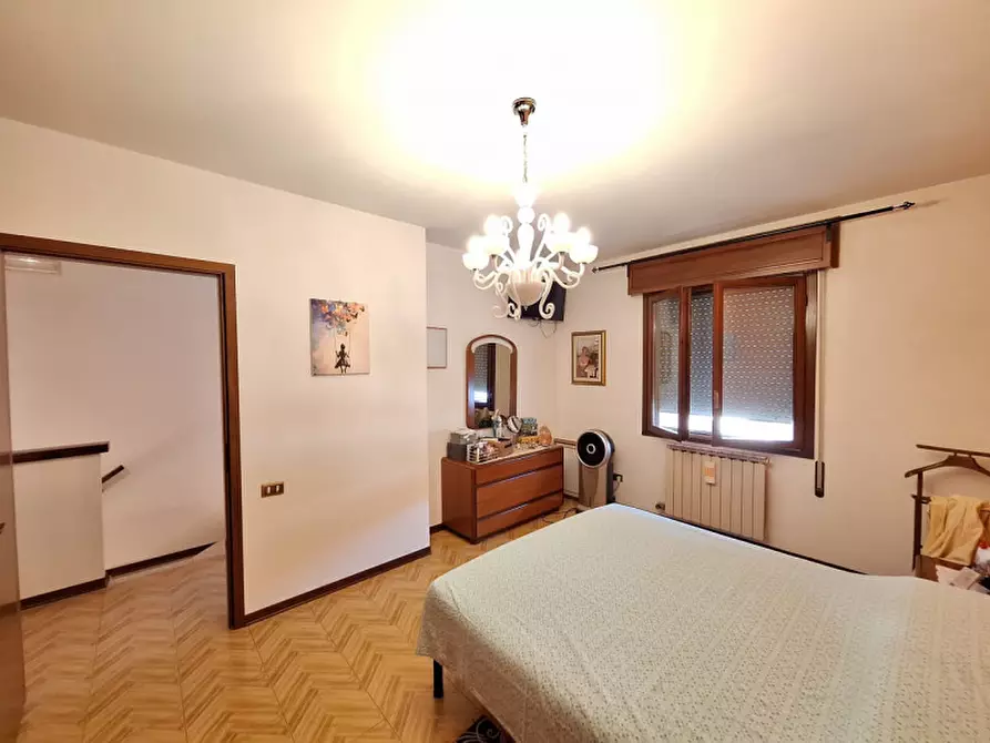 Immagine 19 di Villetta a schiera in vendita  a Ceregnano