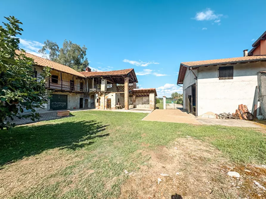 Immagine 10 di Rustico / casale in vendita  in via castello n 8 a Cavaglietto