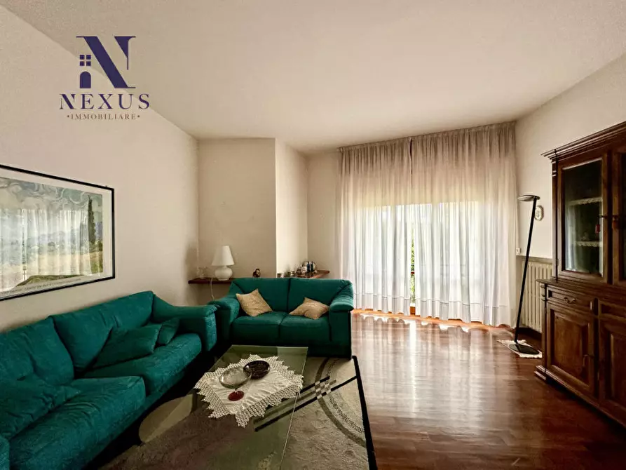 Immagine 3 di Casa trifamiliare in vendita  a Sant'ippolito