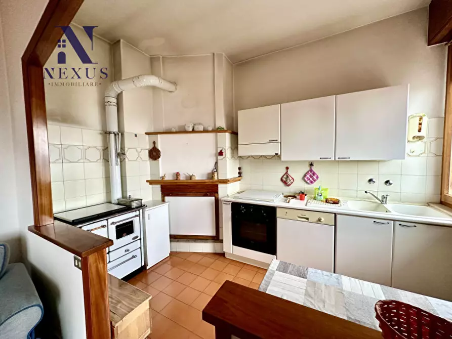 Immagine 10 di Casa trifamiliare in vendita  a Sant'ippolito