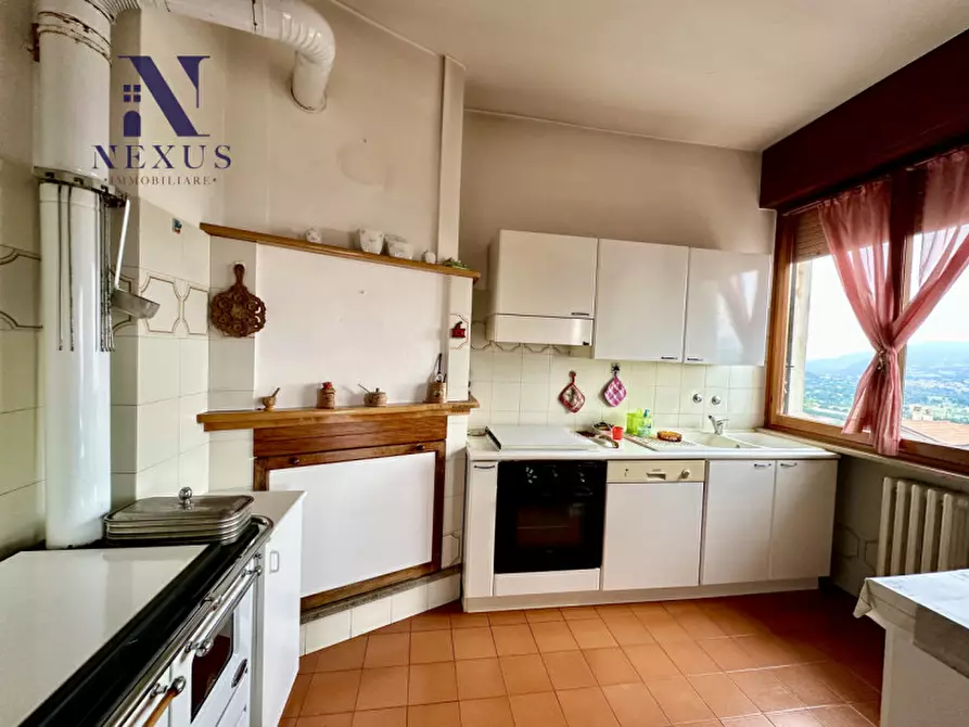 Immagine 11 di Casa trifamiliare in vendita  a Sant'ippolito