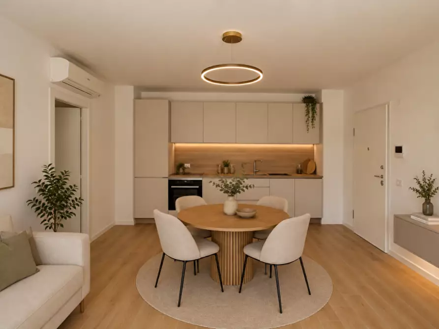 Immagine 6 di Villa in vendita  in Via Del Casale Solaro a Roma