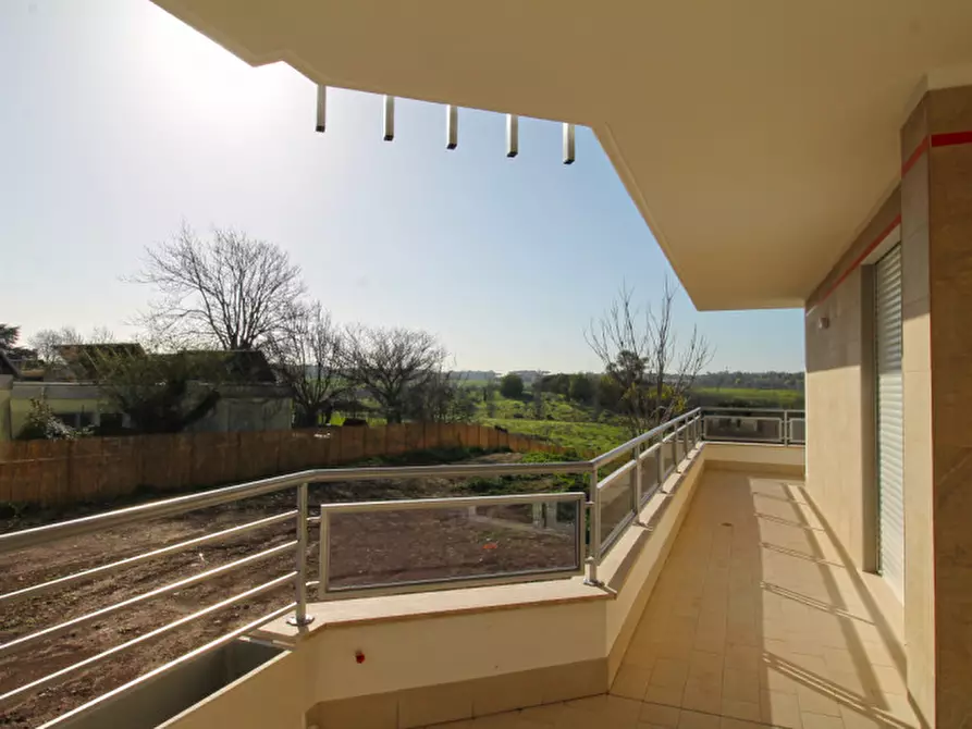 Immagine 15 di Villa in vendita  in Via Del Casale Solaro a Roma