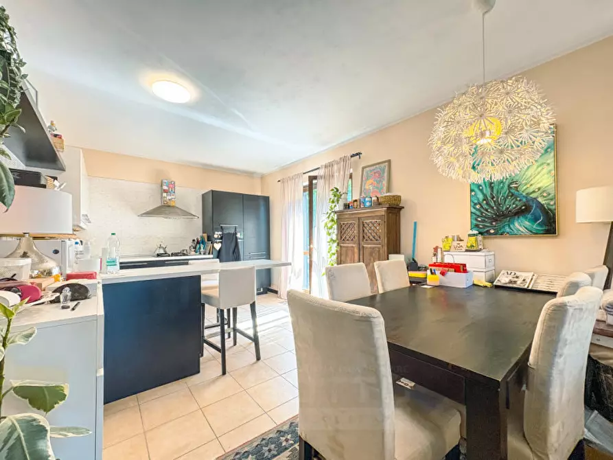 Immagine 6 di Appartamento in vendita  in Piazza Cleto Gallina 18 a Orta San Giulio