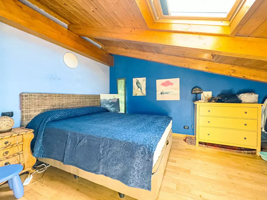 Immagine 13 di Appartamento in vendita  in Piazza Cleto Gallina 18 a Orta San Giulio