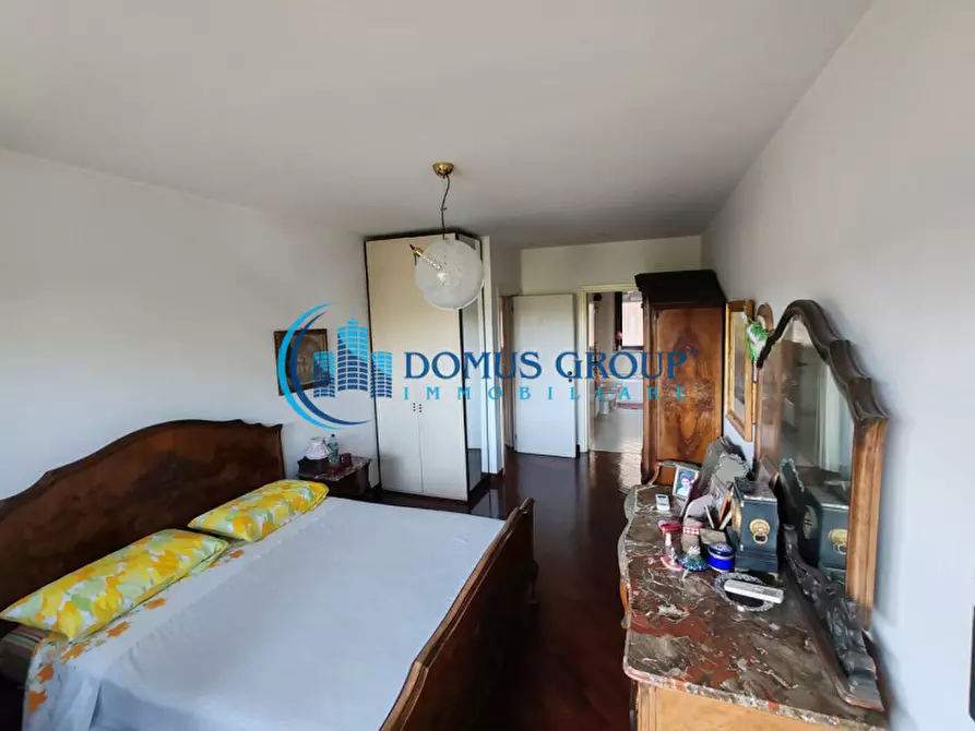 Immagine 13 di Appartamento in vendita  in Via Benedetto Croce a Roma