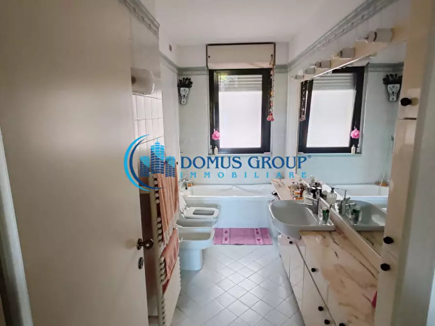 Immagine 19 di Appartamento in vendita  in Via Benedetto Croce a Roma